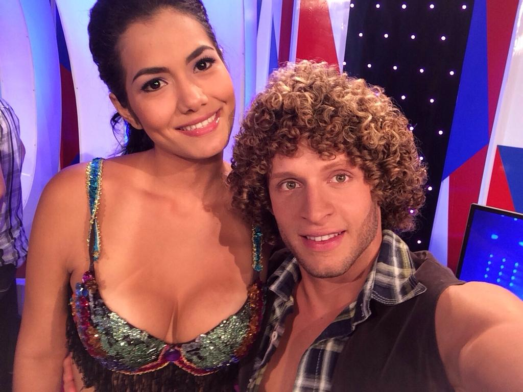 tcsoyelmejor's tweet photo. "Disfruta del día de San Valentín al lado de tu pareja procurando siempre la felicidad del otro y así serán felices." http://t.co/CmXAdqQcjA