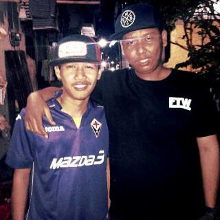 Ask_Ricky_'s tweet photo. Produk bang jerinx keren abis ;) ;D @JRX_SID @xRMBLx #FromPluitJakarta #LoyalitasItuMahal #RumbleFedora http://t.co/8fJxlZmku7