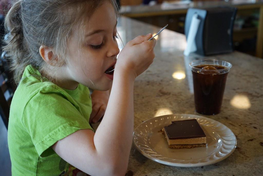 emersonweber's tweet photo. My recommendation for @altonbrown? Peanut butter bars at @QueenCityBakery. I'll buy. #ABRoadEatsSFSD #5yearoldfoodie http://t.co/HnCyM7VvU7