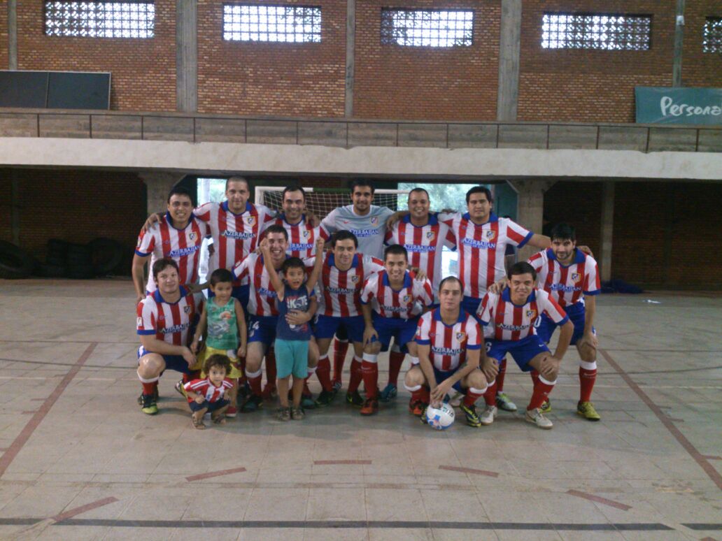 TanlentosFc's tweet photo. Debut con victoria!  Bien los perros!  Partido duro y complicado!! http://t.co/p040qbA06a