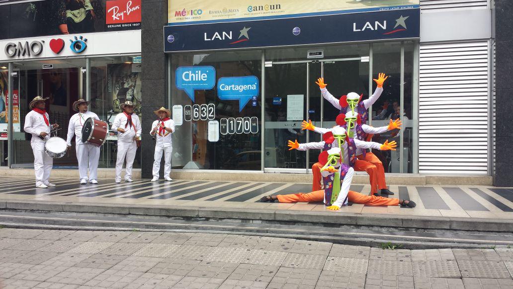 almondgroup's tweet photo. ¡En @almondgroup también estamos de carnaval! #Carnavales2015 #CarnavaldeBarranquilla #marimondas http://t.co/DYJTTnZR5J