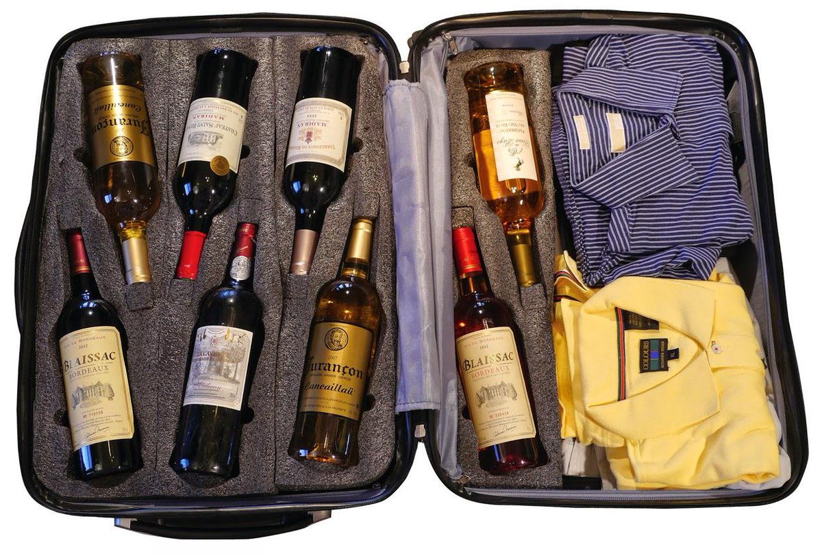 ReverseWineSnob's tweet photo. RT @winewankers: The ultimate suitcase for the #winelover... http://t.co/k1DeQCilzU RT @ReverseWineSnob #wine http://t.co/GhBpgn9Nes