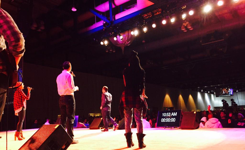 tonydstewart's tweet photo. BIG THX! @YCEGaryLewis @davidjanetblair @COGYD @Winterfest  for invite #northeastwinterfest  #RadicalGeneration #one http://t.co/aOZiChTQUw