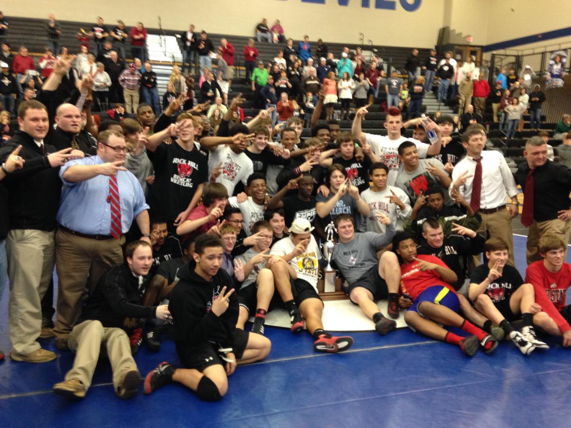 BW_BE_Athletics's tweet image. Cats win second straight AAAA title. 18th overall