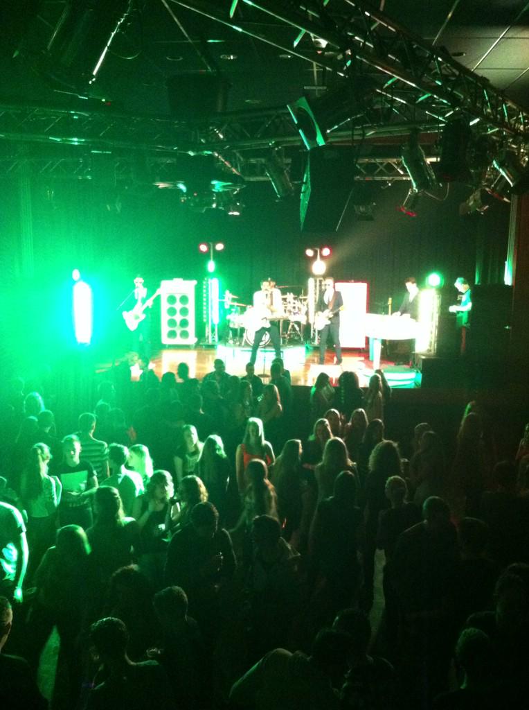 't is weer ouderwets gezellig in de #klink #Koudum met #soulbeach