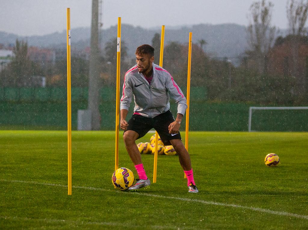 nike football training equipment