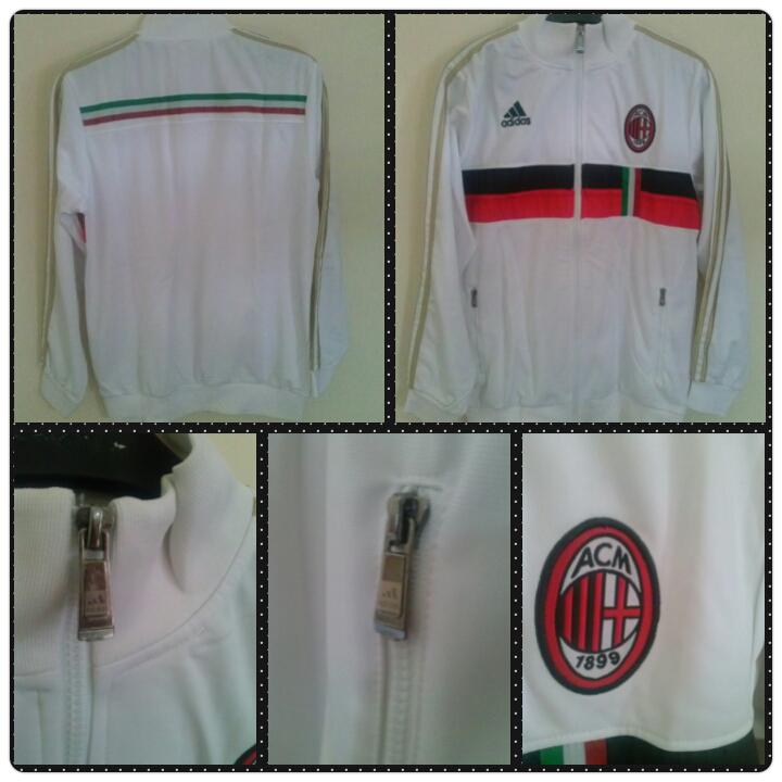 manuremvo's tweet photo. Jual Jaket Milan Anthem White (second) GO kondisi 90% sz S (krn kekecilan) 50rb 08561616359 @Iklan1899 @JualanMilan http://t.co/nJB2NCjwkK