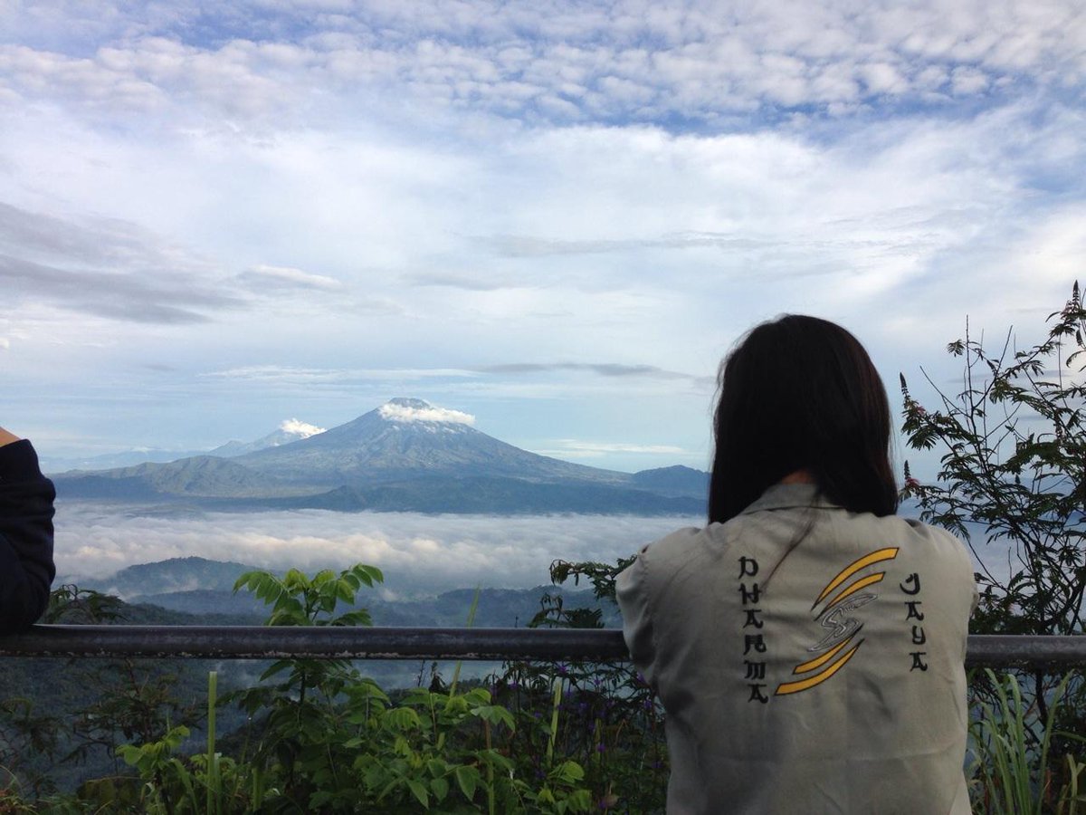 _ItaMutiara_'s tweet photo. This is Indonesia.... http://t.co/ZUpgaHFM6D