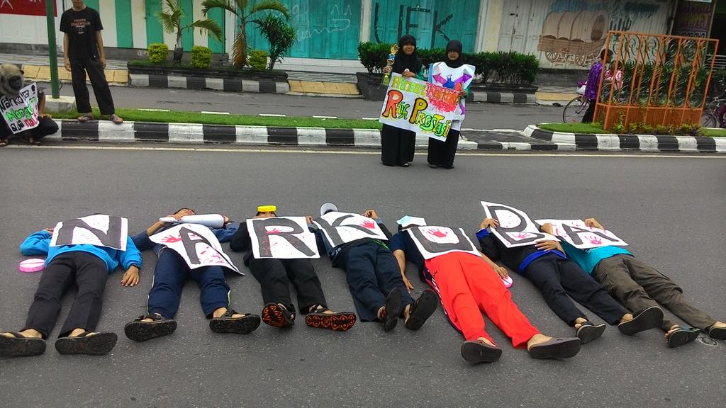 FORNUSA_JATENG's tweet photo. Anti narkoba 
@fariska_klaten 
#AmazingRohis2015 http://t.co/2T72tI665F