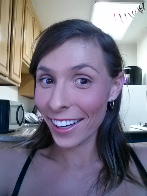 New smile &amp; 4 days sober!!! http://t.co/NOhvj4OxrN<a href="/tag/topless"class="tags"><span>#topless</span></a><a href="/tag/speedracer"class="tags"><span>#speedracer</span></a><a href="/tag/braonly"class="tags"><span>#braonly</span></a>