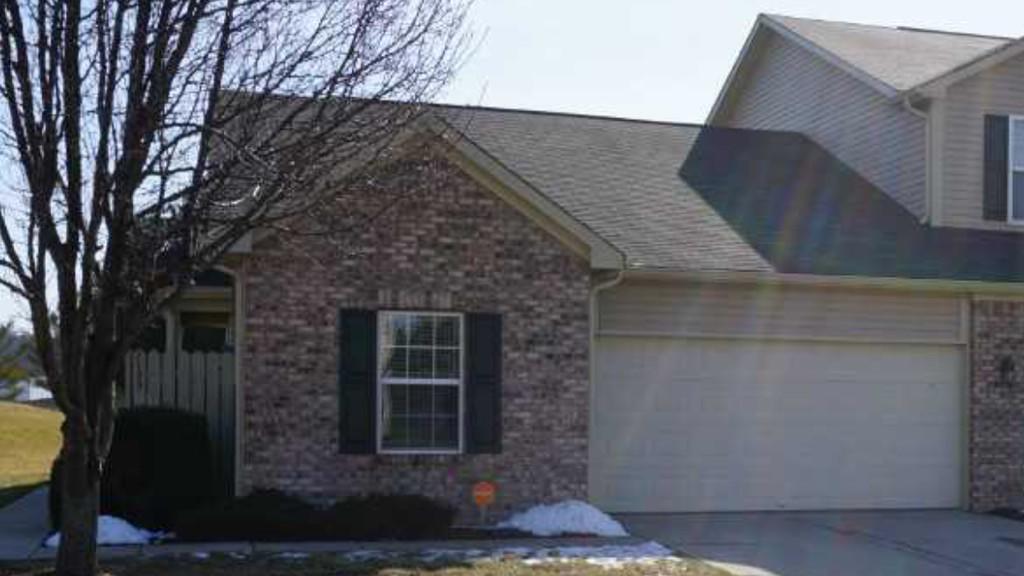 toddrealtygroup's tweet photo. Sold in a week! Congrats Pat and thanks for using the TRG Team. http://t.co/KkHA9qgPHe