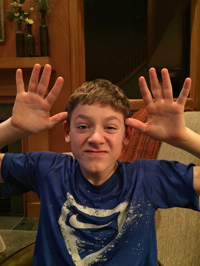 SethHowery3's tweet photo. @Bucks #GreekFreakOut !!! http://t.co/9cYe5nyEna