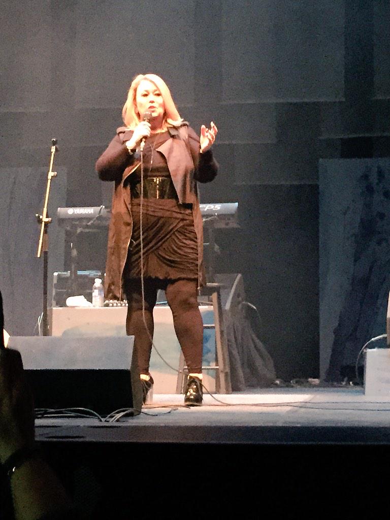 TaraLWill's tweet image. Girls night #musictherapy @jannarden @EsplanadeStage @slmcnally @NatashaCarvalh5 @endhomelessness #medhat