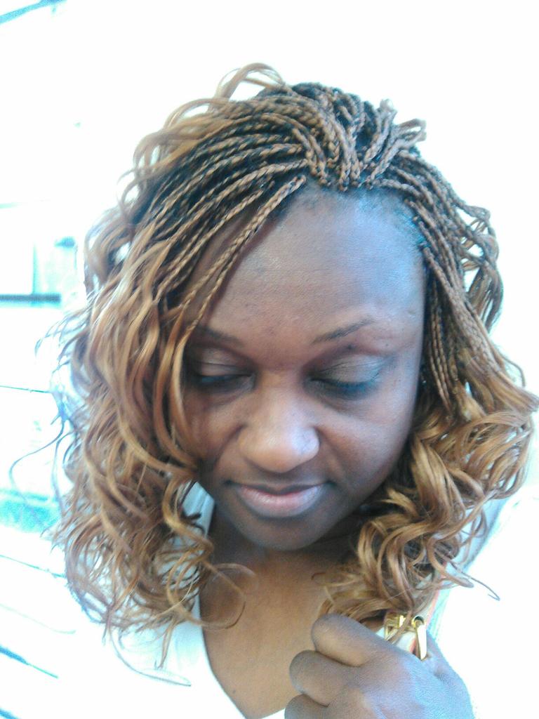 NasruBraiding's tweet image. #MicroBraid we curled