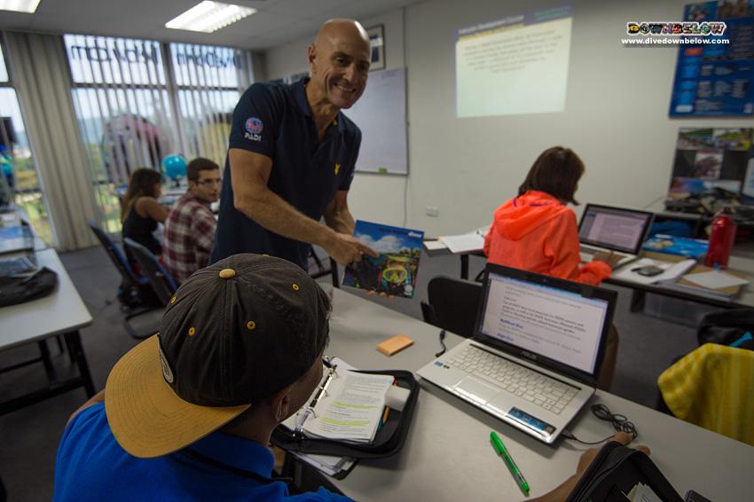 divedownbelow's tweet image. #PADIInstructors R U teachin D #NewOpenwaterCourse? we @divedownbelow R :) #StaffBriefing by @PADI PlatinumCD Richard
