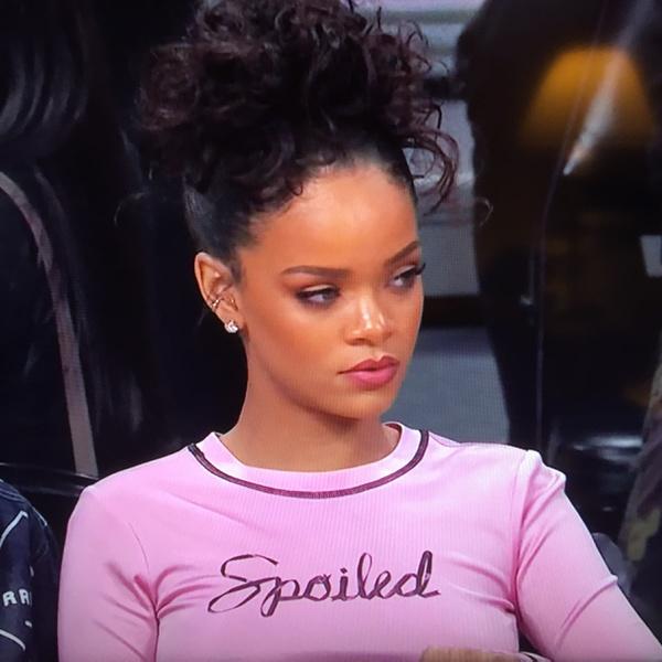 B92hAYwCIAAfffT.jpg:large