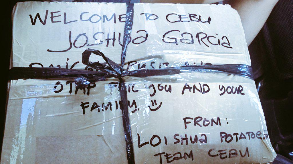 vergarangge's tweet image. "@marion_mitz: Weeee. Excited na kami. See you @iamjoshuagarcia 😊😊😊 #PasalubongFromCebu #Danggit #Pusit #Otap http://t.co/meNwZzqBaM"