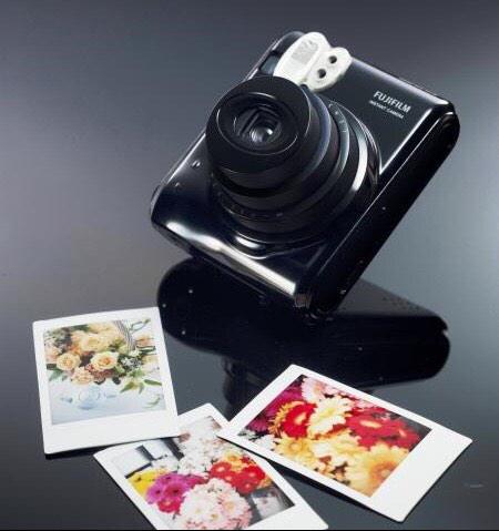 lilwhimsph's tweet photo. Only Php6,390 for this #Instax Piano Black Mini 50s camera! Order now via http://t.co/Xt3FCjbqXN. :) http://t.co/HgdBNHoGVv
