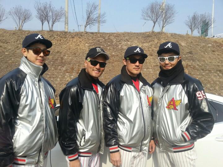 yonoo99's tweet photo. 2015년 시즌 시작~~ http://t.co/FqRPFYJXHU