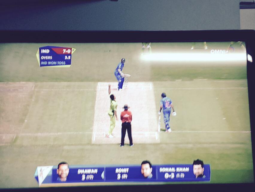 PLAY_YMCA's tweet photo. Cricket World Cup has started!! Who are you cheering for ? #firsttimewatching  #CricketWorldCup #India #Pakistan http://t.co/usxNkTqzxf