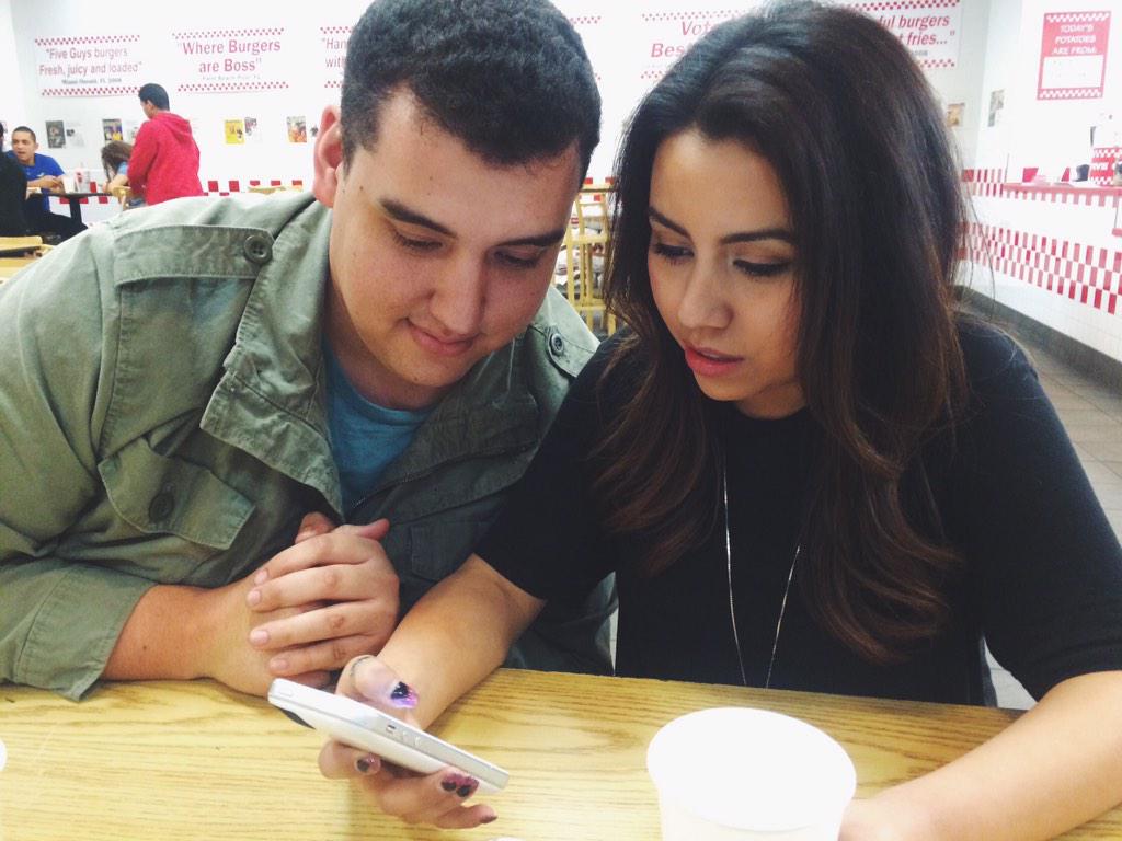 Third wheeling like a pro. Happy Valentines Day! 💕💖💕