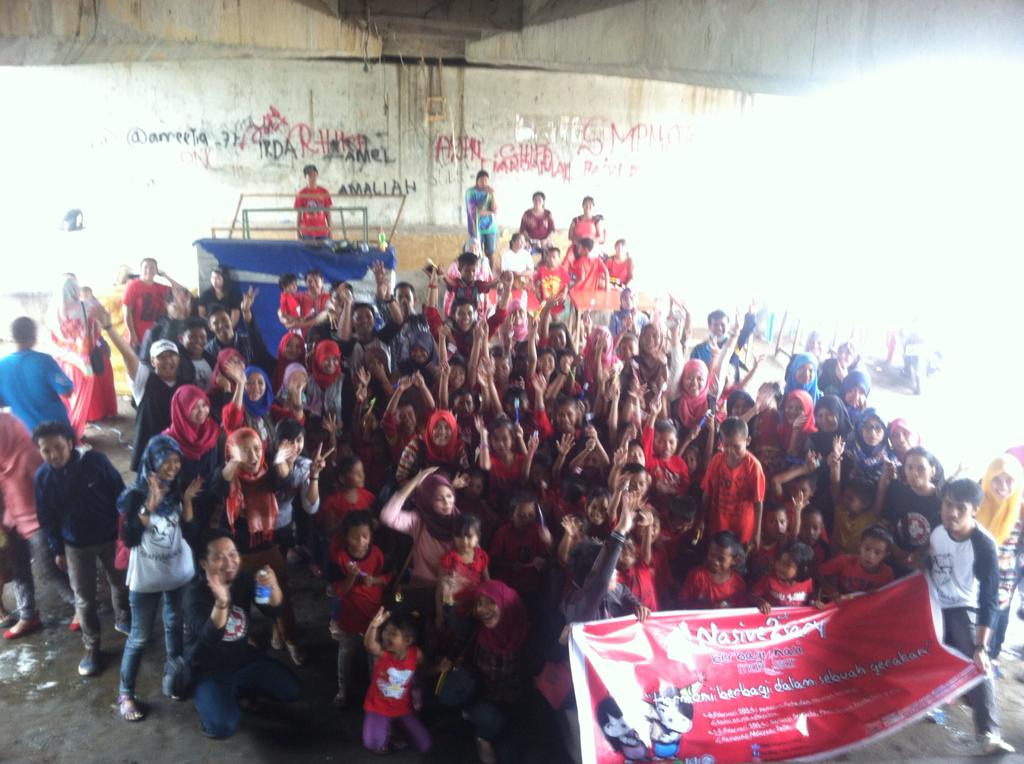 Acara #nasive2sary dari kakak-kakak @berbaginasiMKS sukses, jangan tunggu berlebih untuk berbagi.