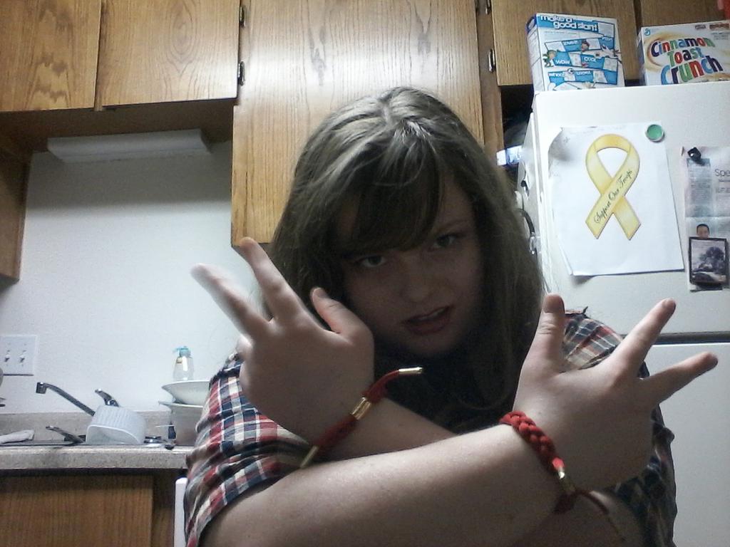 Avachic tweet picture