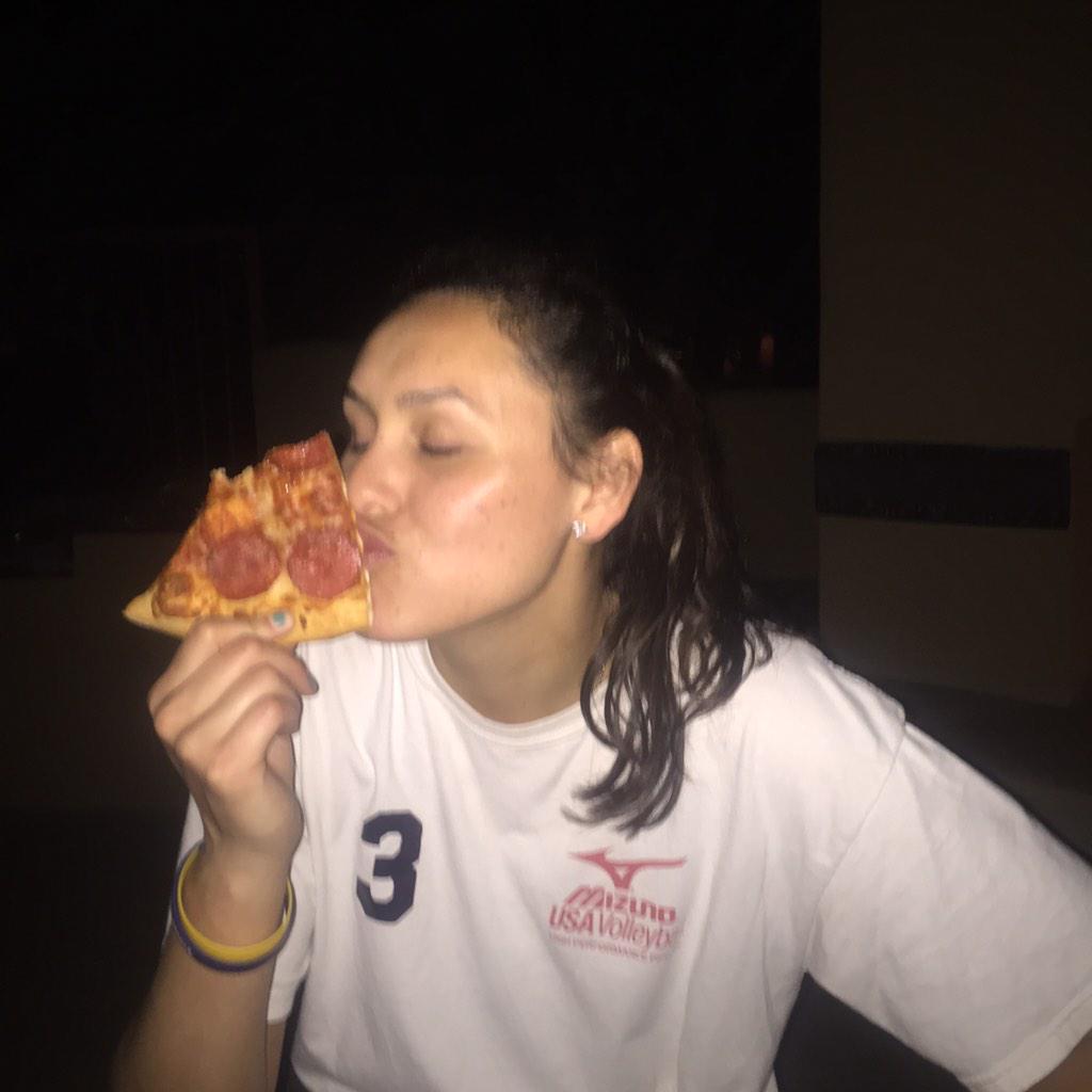 hallisays's tweet photo. I'm not single, I have bae #itsokayimperfect http://t.co/XOhSkyv2Uw