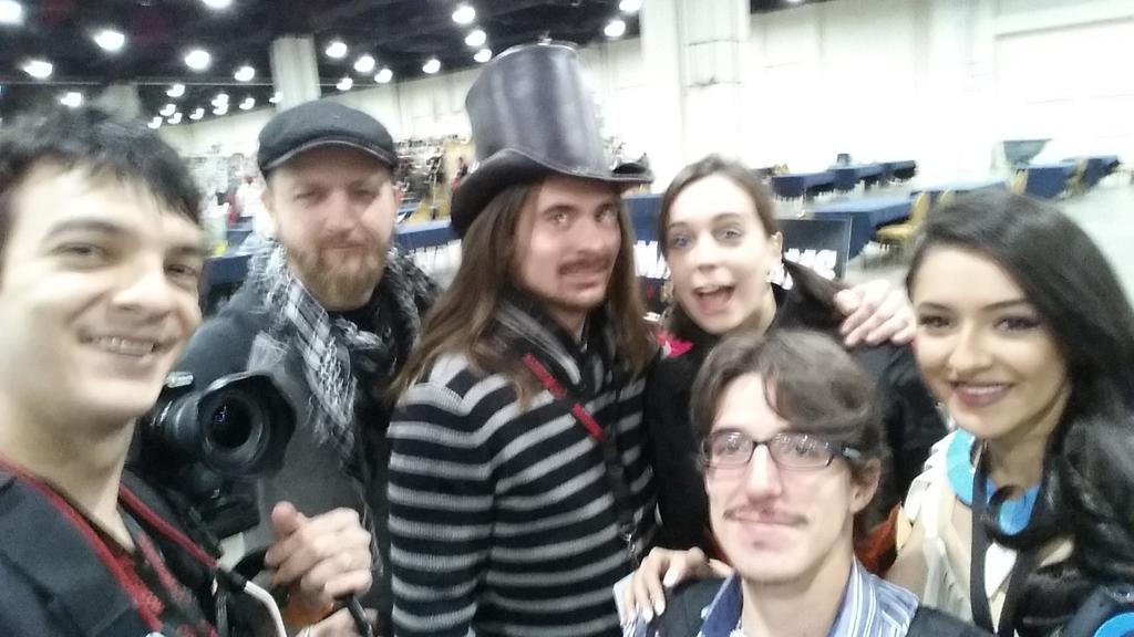 TICOTAKUS's tweet photo. We meet the awesome guys from Man at Arms http://t.co/HKBWCi70Ar