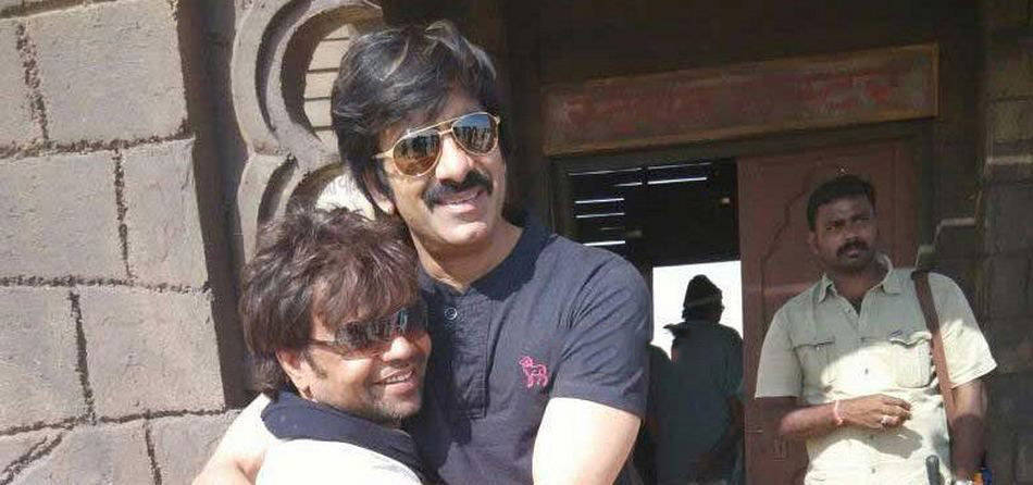 RaviTeja_Fans's tweet photo. Mass Maharaja Ravi Teja new movie #Kick2 working stills http://t.co/U32yGI4cLn