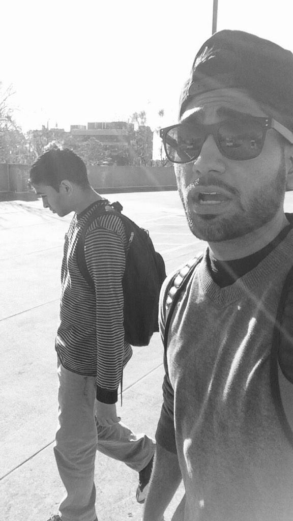 Swaggen_Dragon's tweet image. Mixtape dropping soon. #2Deep #PMoney