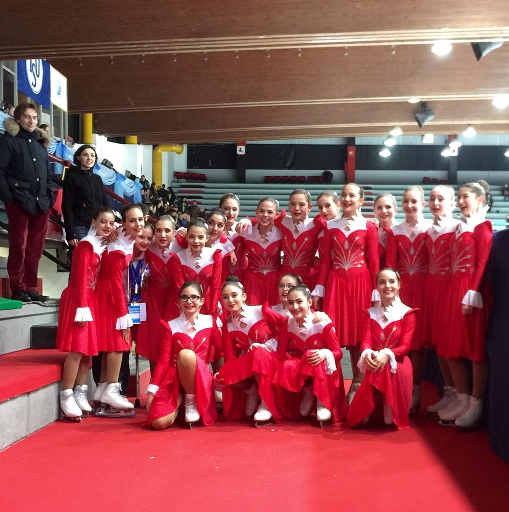 SynchroPhoto_eu's tweet image. #springcup2015 #AdvancedNovice Free Program #HotShivers #synchronizedskating