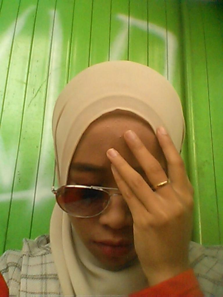 ciwi_cutezz's tweet photo. Mikir jerawat yg beranak pinak :/ oohhh noooooo http://t.co/ILFda4W70U