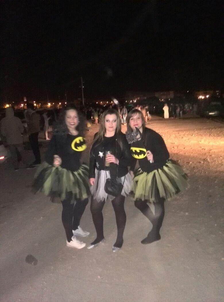 Raquelsan26's tweet photo. Que no os quiero ni nadaaa @nerecastro3 @LauractRos💜💜💜💜 http://t.co/zwhaPj8zr9