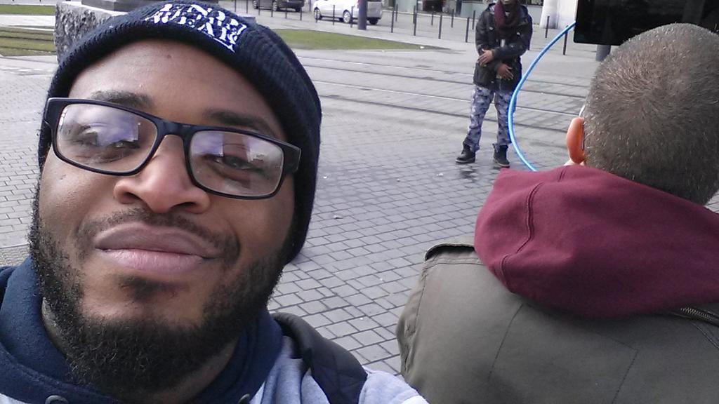 FeiniXCrew's tweet image. Tien tiens, on dirait un Brand New Clip en vue !!! Affaire à suivre... @Boskomat #AlaBonneEcole #OVVNI #FlyingSoon