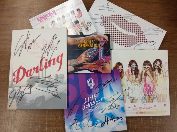 YahooKoreaTrade's tweet photo. ★#yahoo韓国商品館 #明日発表★
#少女時代 のサインＣＤ
#RTフォローで 1名様 プレ
http://t.co/lNEpAg3kqH    http://t.co/eiuV3Te8ds http://t.co/i7d1xImxDZ