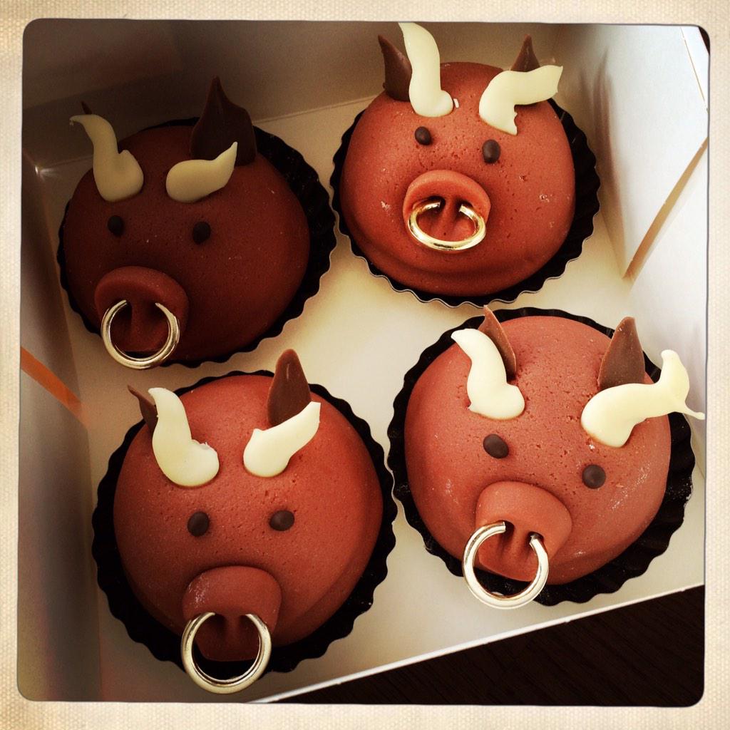 Voor de optocht in Oss nog even koffie met een ossekop van <a href="/DeBakkersLamers/">De Bakkers Lamers</a>