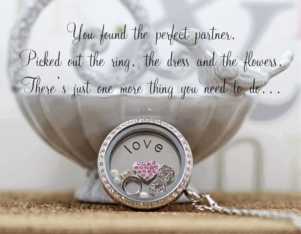 LocketUp2015's tweet image. #Halifax peeps! Looking for a unique Easter or Mothers Day gift? Design one at southhilldesigns.com/LocketUp2015