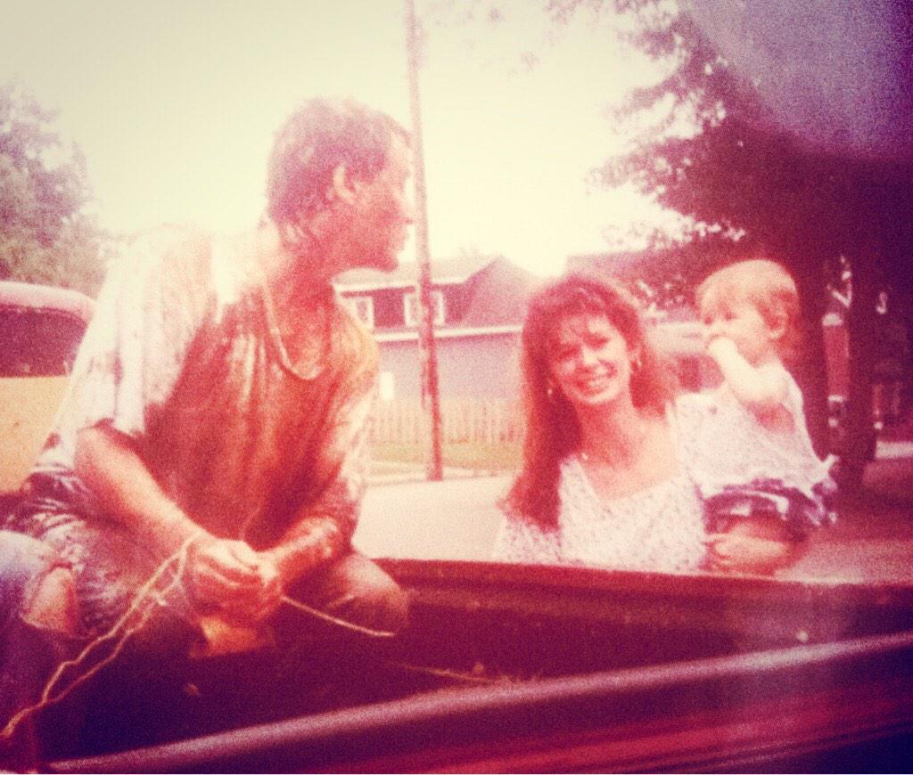 morinxo's tweet photo. Awwwwwww ❤️ #missingpa #happybirthdaydad http://t.co/riOS61EKrA