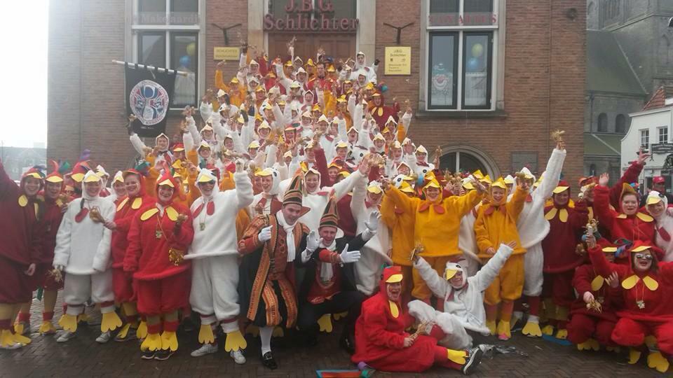 12e geworden bij de Grote Twentse Carnavalsoptocht! #kip #haan #kuiken #BB