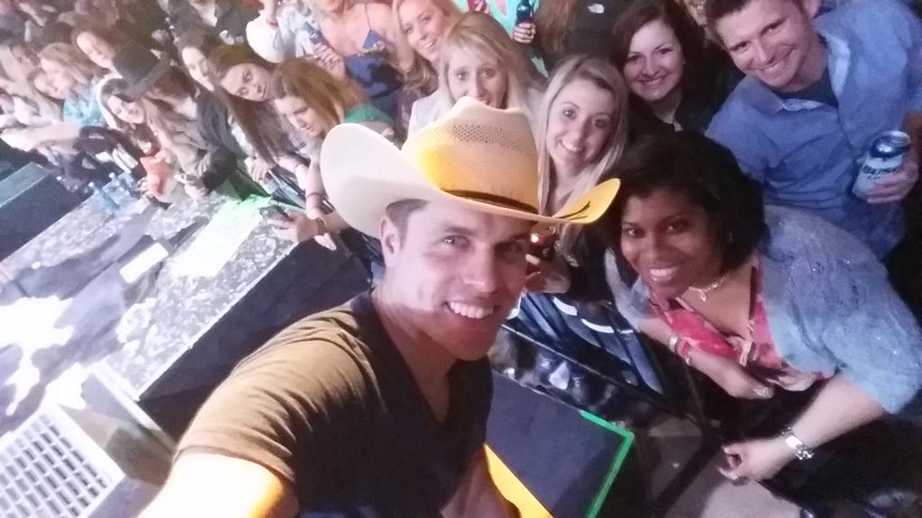 What a Hell of a Valentines Night <a href="/dustinlynch/">Dustin Lynch</a> <a href="/DustinLynchFans/">Dustin Lynch Fans</a> <a href="/dustinfans/">Dustin Fans</a> <a href="/BillyJoeFreeman/">Billy Joe Freeman</a> <a href="/AdamSandersLive/">Adam Sanders</a>