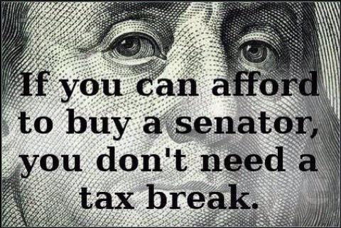 I_Karumba's tweet photo. #Sunday. I bet all the #TCOT #MoneySellers are gathered at their temples.#UniteBlue #gop #dem #p2 #IowaAgSummit #ccot http://t.co/9G0aVbhdNq