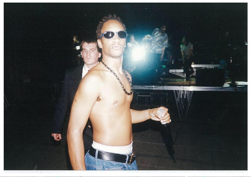 TheProdigyDaily's tweet photo. @maxim in first time to #Russia and #Moscow - 14.12.1995. @the_prodigy #theprodigy #thedayismyenemy #rave90's http://t.co/yDrJCarh3O