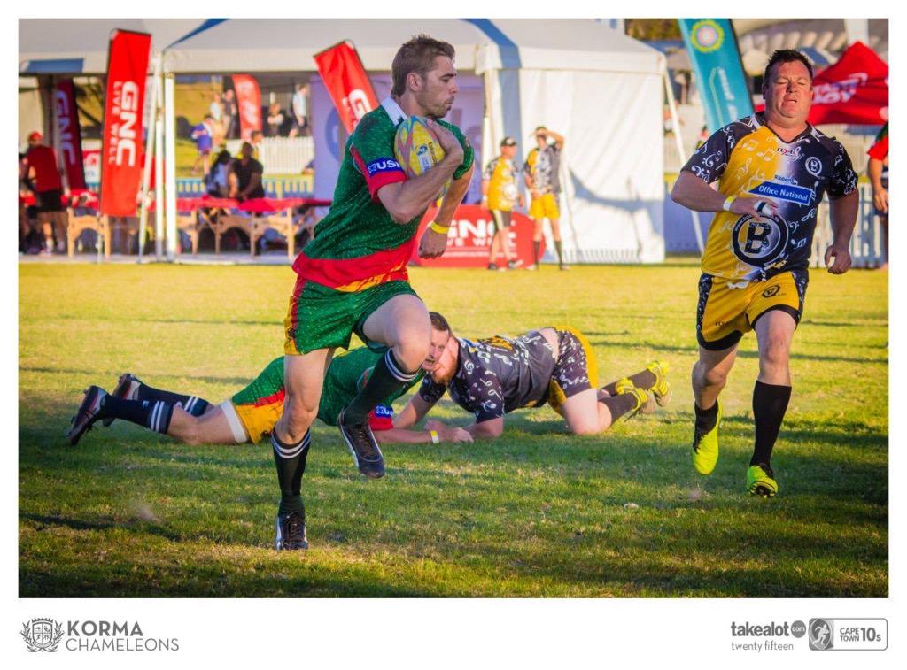 KormaChameleons's tweet photo. The gazelle @DylanSurves4u in full flight at @takealot10s @TAKEALOT http://t.co/R0ZZQO8Oib