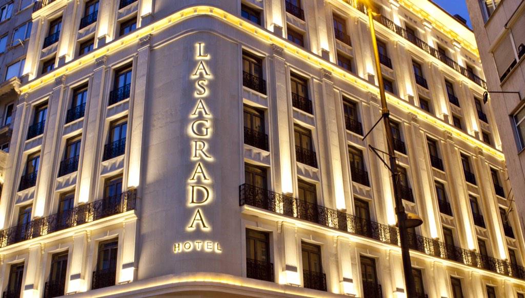 hotels_s's tweet photo. #فنادق_أعجبتني
Lasagrada
إسطنبول-تركيا
 الفندق👇
http://t.co/NDbKqP5aeh
@SaaaaFr @travelzad @3eyon3rabia @freeedooom5 http://t.co/w4mxh7n2gD