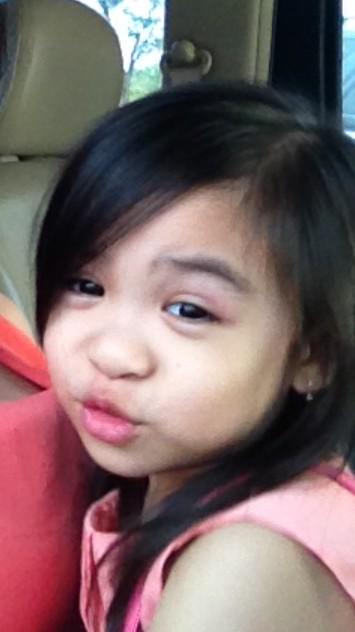 MariaFrancea's tweet photo. Michelle Bellucci Genevieve @101Jakfm #JakfmSayangAnak http://t.co/OYvc0Zt0HP