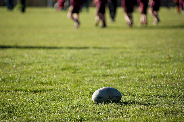 Un ragazzino di 12 anni è morto per un malore durante una partita di rugby under 14 a Macerata