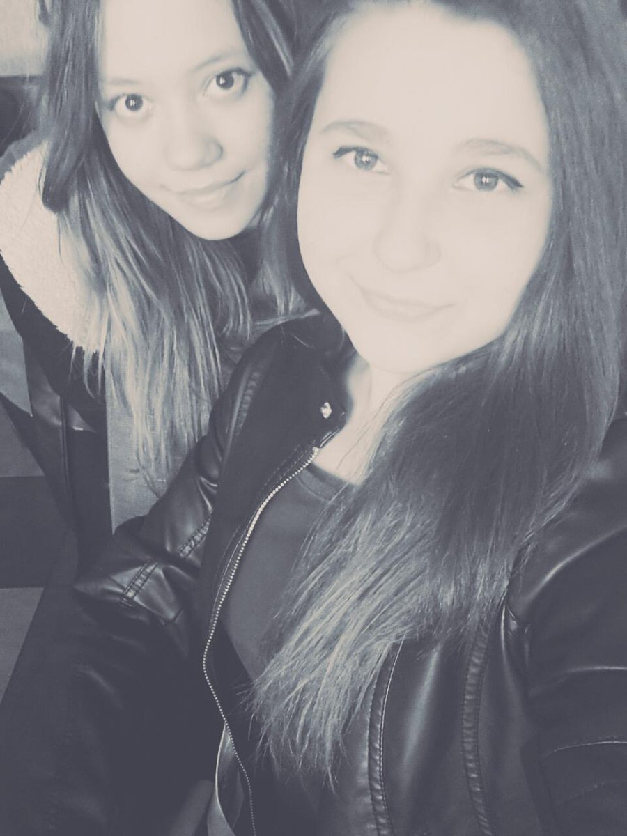 bi insan bi insanı her dakika bu kadarmı özler .....