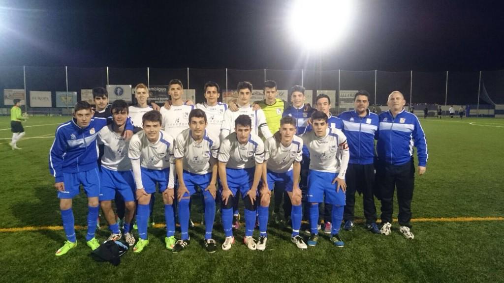 jmlunarojas's tweet photo. Cuando se es un EQUIPO lo difícil lo hacemos fácil, gracias a mi plantilla por esos momentos q me dan. http://t.co/yuhwgXX8k7