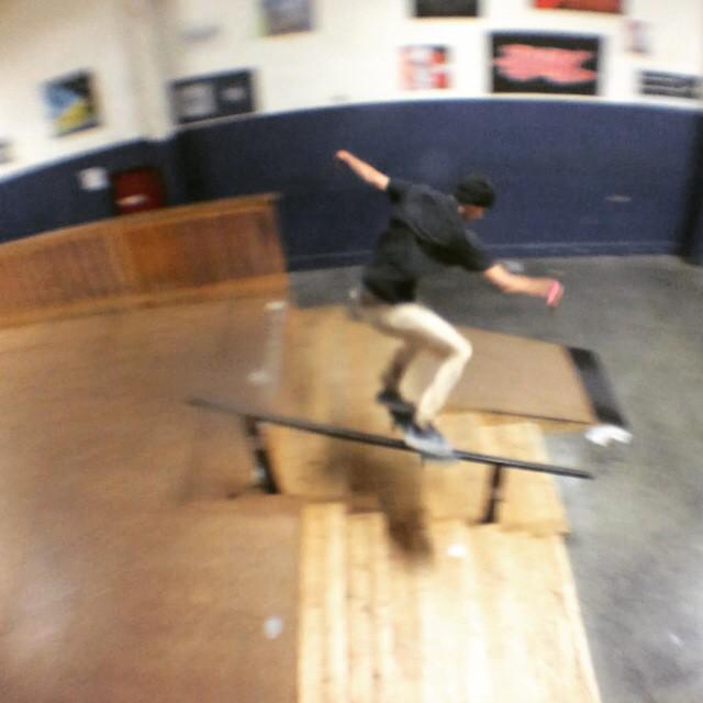 harveybuttah's tweet photo. "@6thavesb: @VerifiedAV #skatersedge #SkateLife #killinit http://t.co/v1AgHMb7lI"